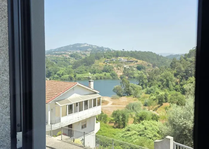 Douro Valley - Casa Do Padrinho * Escamarao